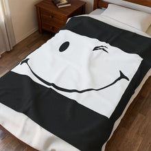 Load image into Gallery viewer, WINK Velveteen Plush Blanket