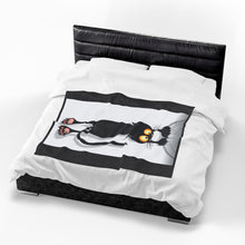 Load image into Gallery viewer, Hang In There Velveteen Plush Blanket
