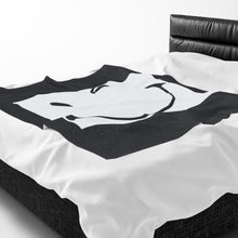 Load image into Gallery viewer, WINK Velveteen Plush Blanket
